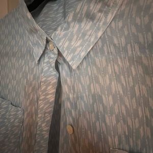 Eddie Bauer women’s L classic fit blouse. Never worn. NWOT